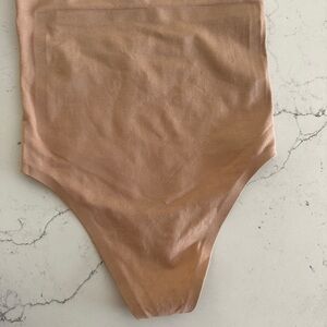 Skims Thong Shapewear NWOT